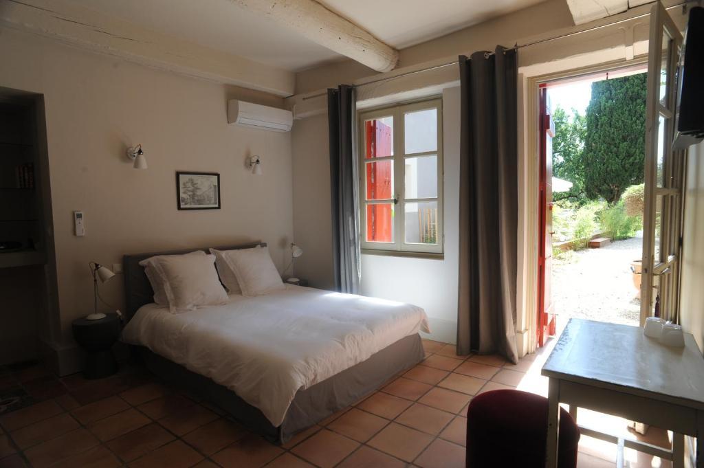 Les Chambres D'Andrea Marseillan  Habitación foto
