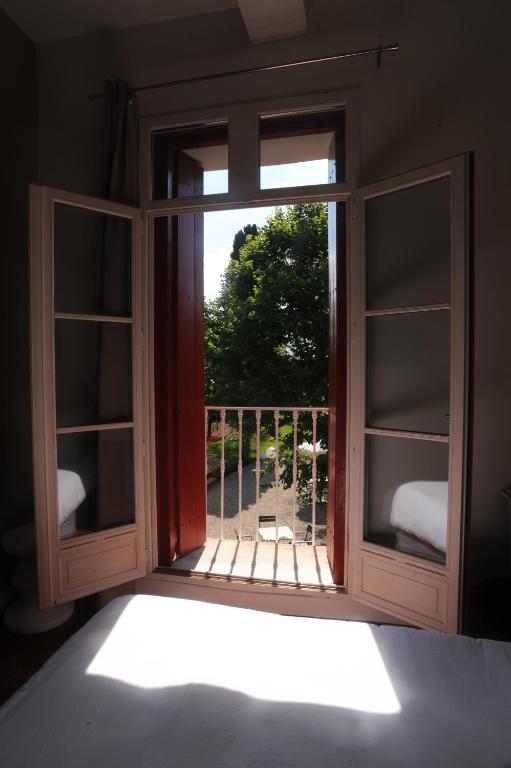 Les Chambres D'Andrea Marseillan  Habitación foto