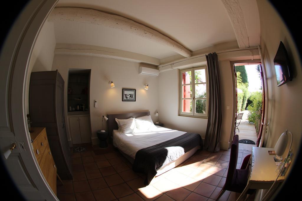 Les Chambres D'Andrea Marseillan  Exterior foto